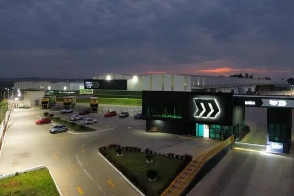 Master Cargas inaugura oficialmente a maior câmara fria do Paraná com investimento de R$ 150 milhões